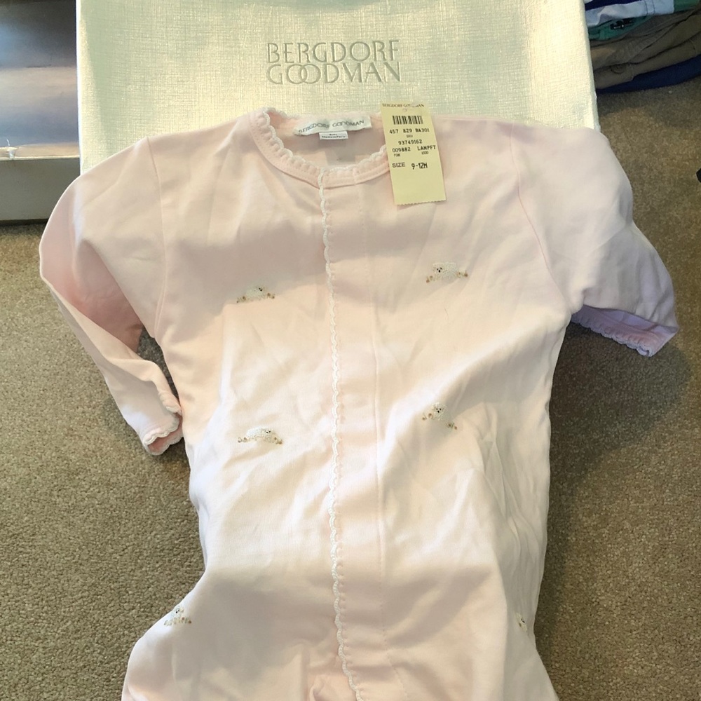 Bergdorf  Goodman baby girls onesie NWT